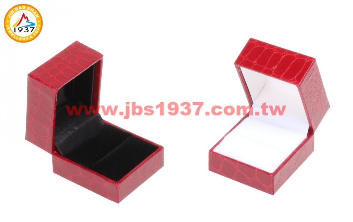 珠寶包裝錦盒-時尚紅鱷魚紋系列-紅皮鱷魚紋- 方形戒指盒 （小）