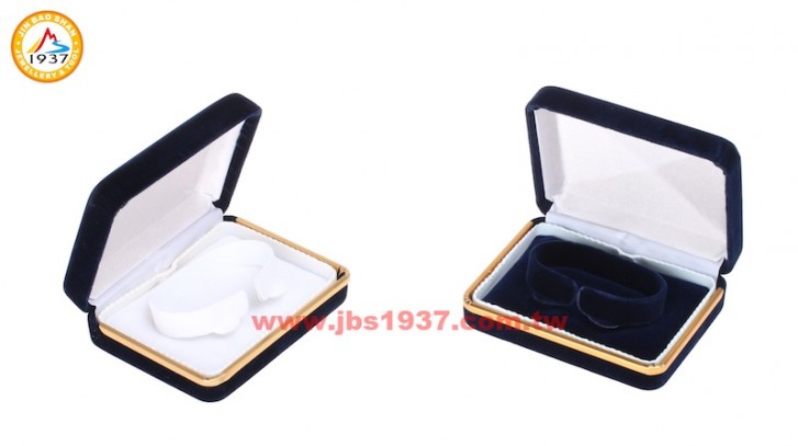 珠寶包裝錦盒-金色年代藍絨布系列-金色年代藍絨布- Ｃ型硬式手環盒